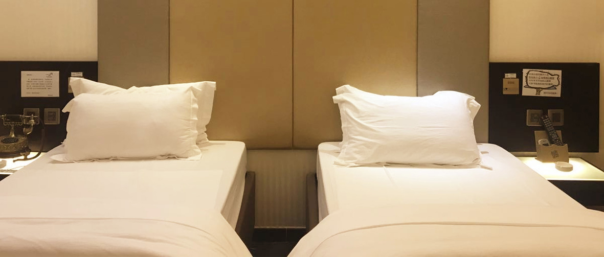 1646744918438101.jpg 1产品新闻--酒店如何选择餐饮布草?.jpg